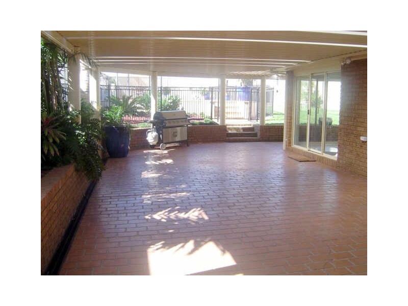 11 Braithwaite Rd, Tacoma NSW 2259