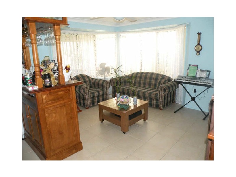 15 Greenhaven Circuit, Woongarrah NSW 2259