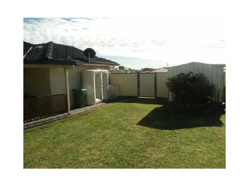 15 Greenhaven Circuit, Woongarrah NSW 2259