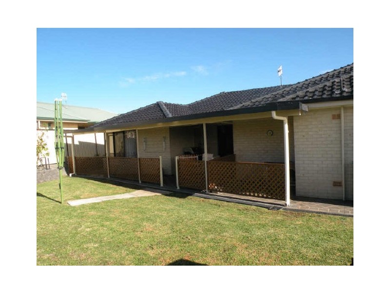 15 Greenhaven Circuit, Woongarrah NSW 2259