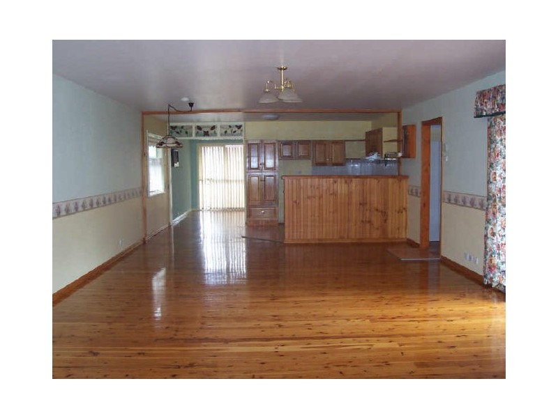 4 George St, Wyong NSW 2259