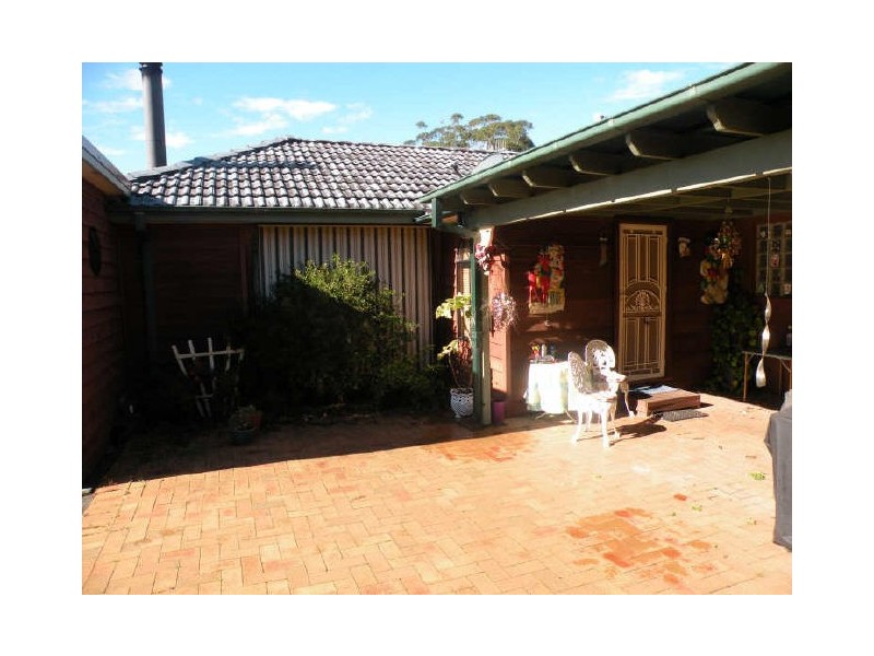 4 George St, Wyong NSW 2259