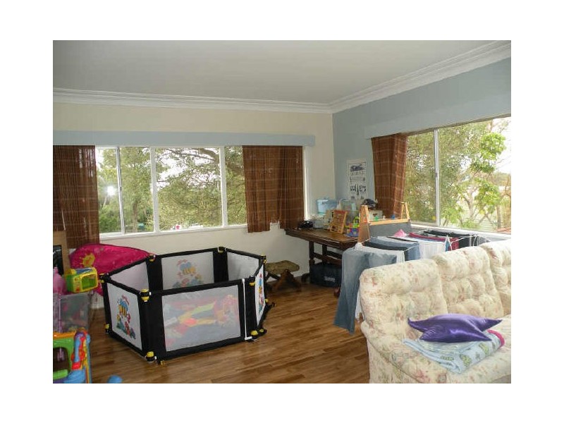 18 North Road, Wyong NSW 2259