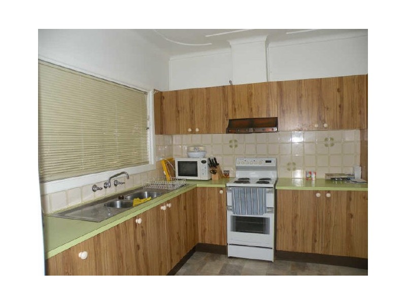 18 North Road, Wyong NSW 2259