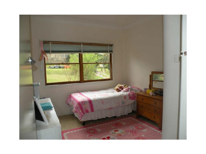 18 North Road, Wyong NSW 2259