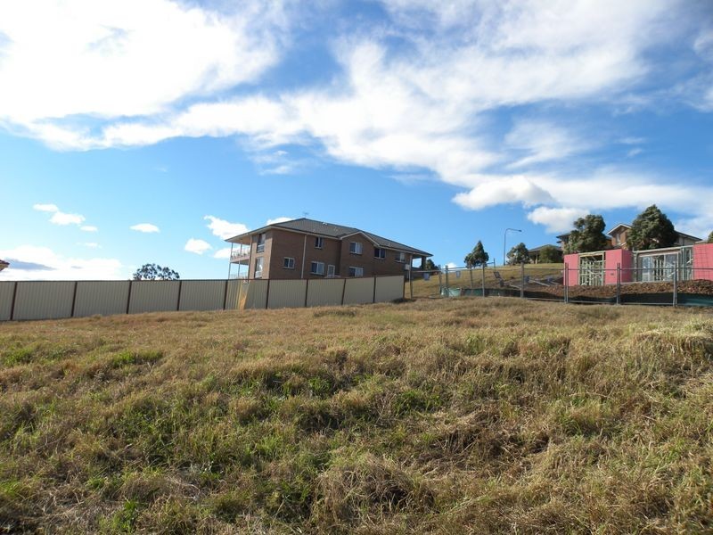 142 Brittania Drive, Watanobbi NSW 2259