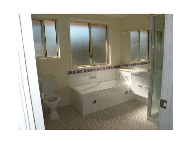 40 Guardian Road, Watanobbi NSW 2259