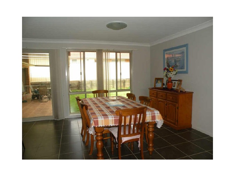 33 Skyhawk Avenue, Hamlyn Terrace NSW 2259