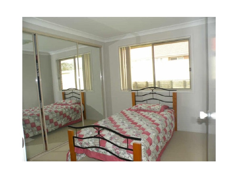 33 Skyhawk Avenue, Hamlyn Terrace NSW 2259