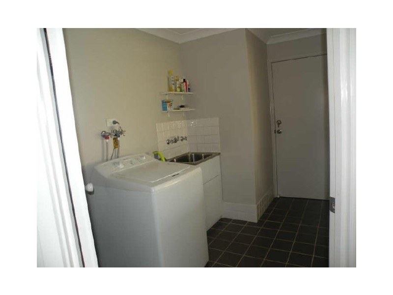 33 Skyhawk Avenue, Hamlyn Terrace NSW 2259