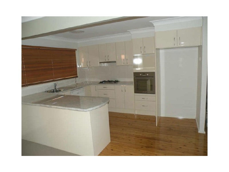 290 Tuggerawong Rd, Tuggerawong NSW 2259