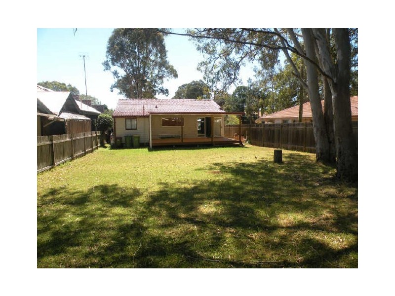 290 Tuggerawong Rd, Tuggerawong NSW 2259