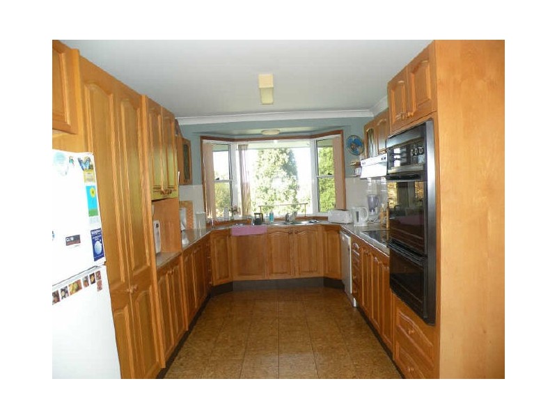 5 Page Close, Wyong NSW 2259