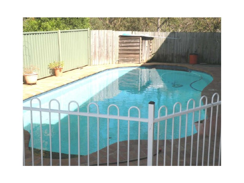 5 Page Close, Wyong NSW 2259