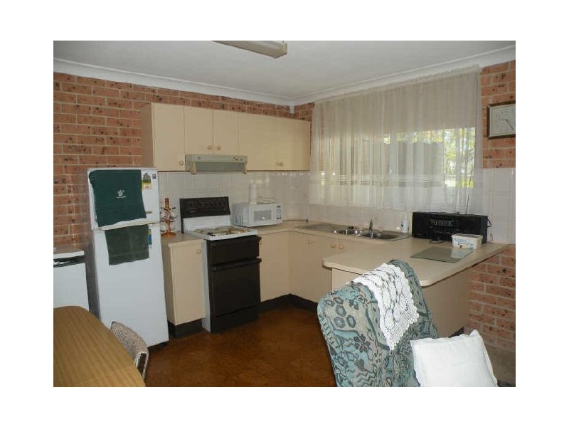 5 Page Close, Wyong NSW 2259