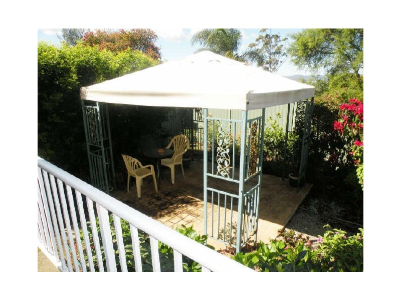 5 Page Close, Wyong NSW 2259