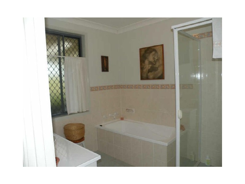 4 Tea Tree Place, Mardi NSW 2259