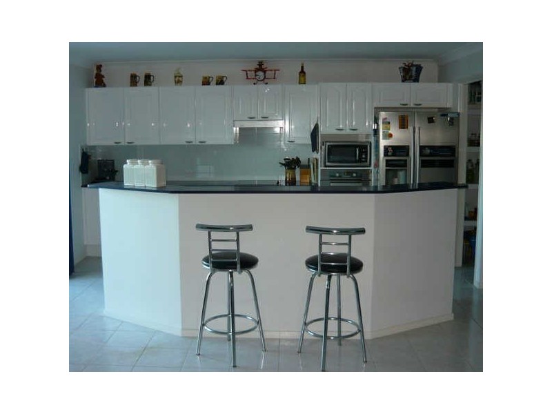 19 Weaver Crescent, Watanobbi NSW 2259