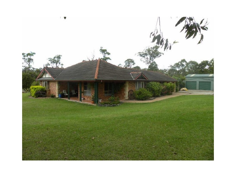 2 Crestwood Road, Jilliby NSW 2259