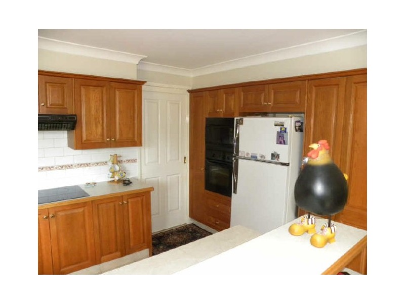 2 Crestwood Road, Jilliby NSW 2259