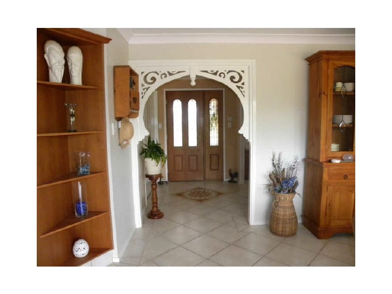 2 Crestwood Road, Jilliby NSW 2259