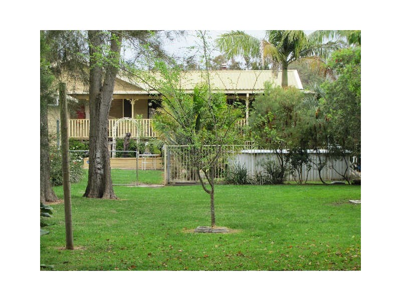 36 Wolseley Ave, Tacoma NSW 2259