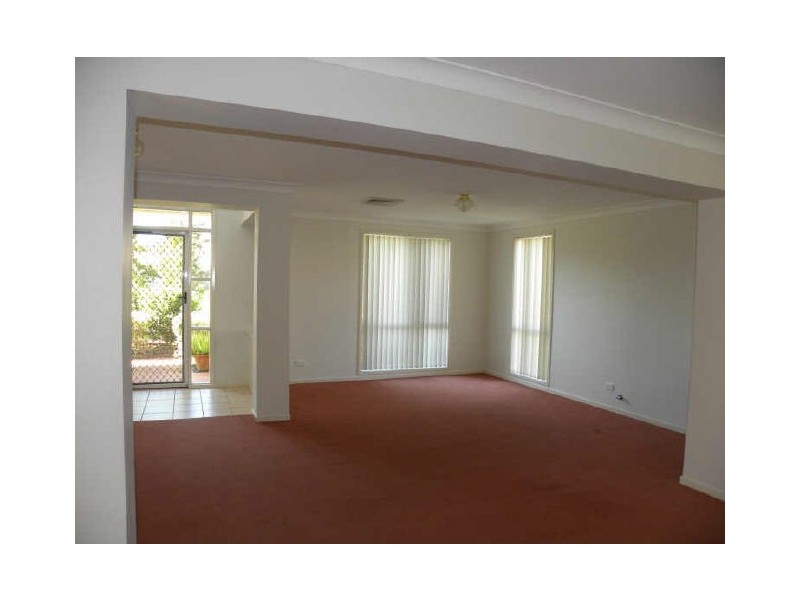 26 Clydesdale Street, Wadalba NSW 2259