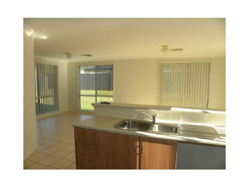 26 Clydesdale Street, Wadalba NSW 2259