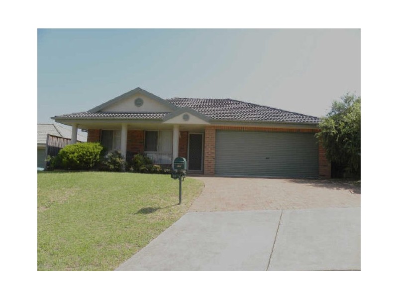 24 Manchurian Way, Wadalba NSW 2259