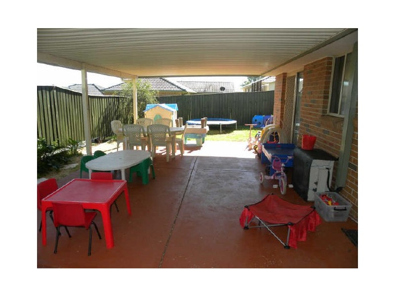 24 Manchurian Way, Wadalba NSW 2259