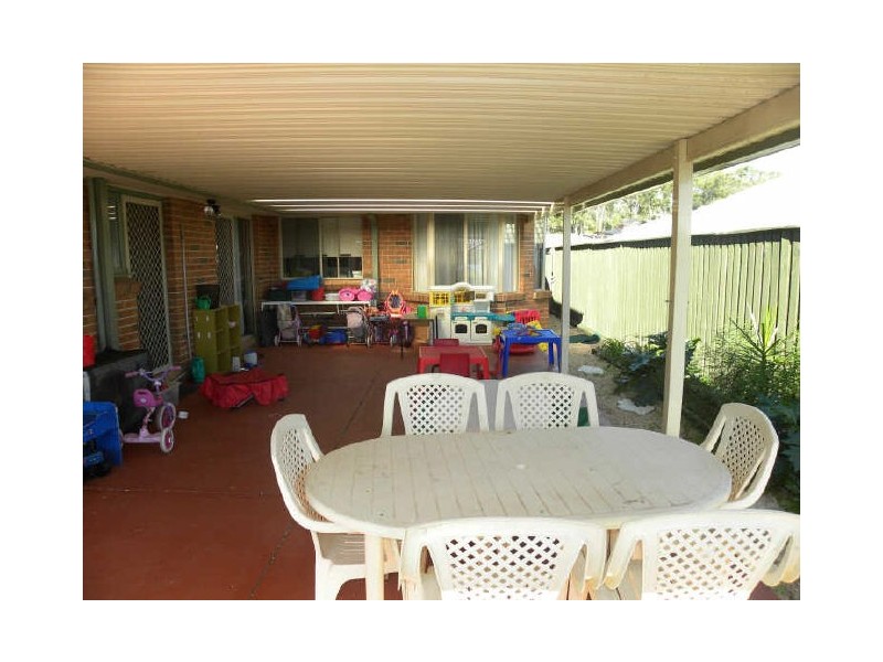 24 Manchurian Way, Wadalba NSW 2259