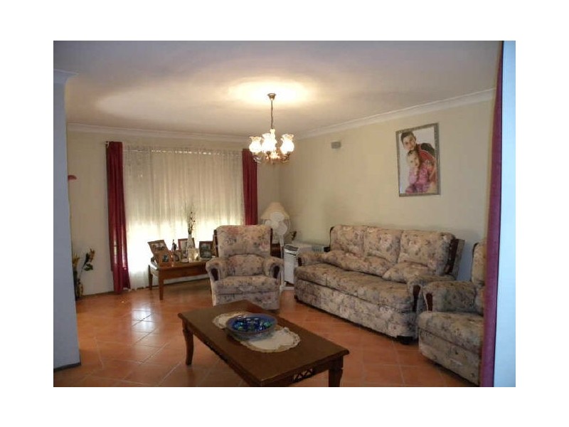 20 Green Cl, Mardi NSW 2259