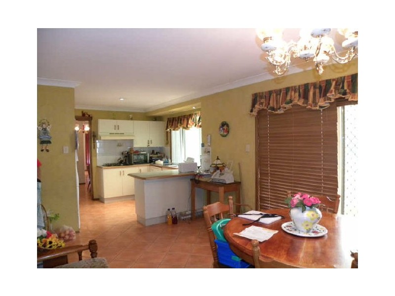 20 Green Cl, Mardi NSW 2259