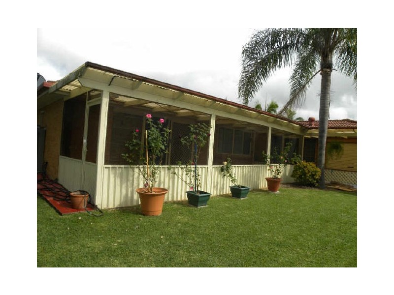 20 Green Cl, Mardi NSW 2259