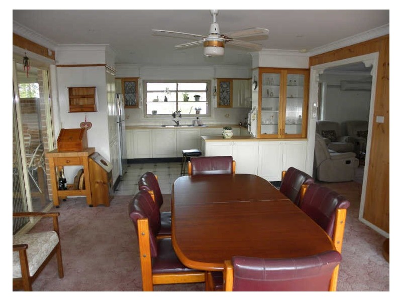 1 Saturday Street, Tuggerawong NSW 2259