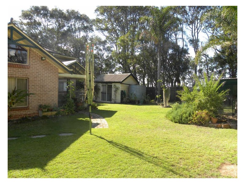 1 Saturday Street, Tuggerawong NSW 2259