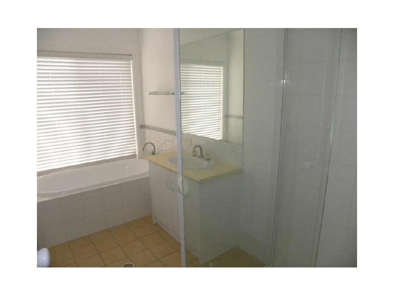 20 Harrington Close, Watanobbi NSW 2259