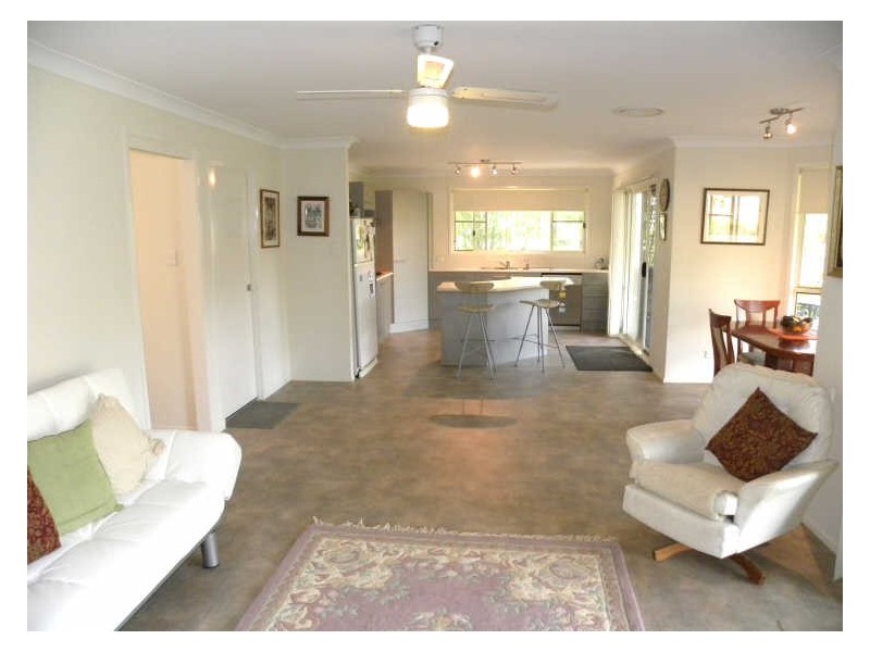 31 Burlington Avenue, Jilliby NSW 2259
