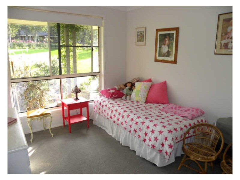 31 Burlington Avenue, Jilliby NSW 2259