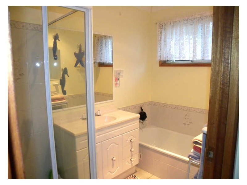 31 Somers Drive, Watanobbi NSW 2259