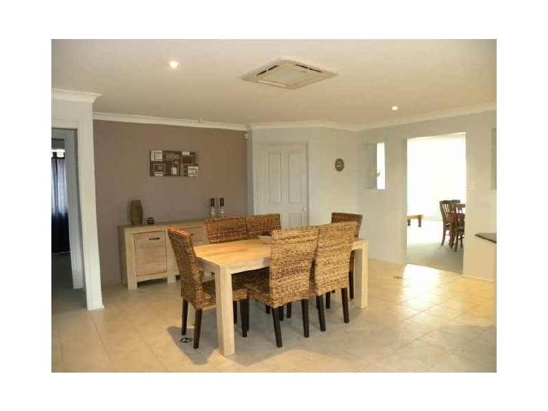 22 Riveroak Drive, Mardi NSW 2259