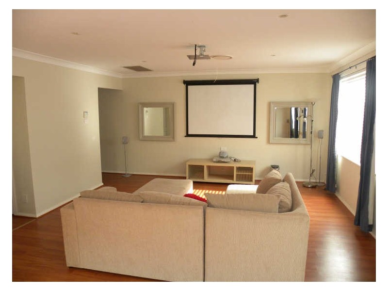 126 Brittania Drive, Watanobbi NSW 2259