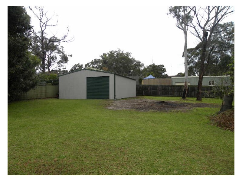 16 Darlingup Road, Wyee NSW 2259