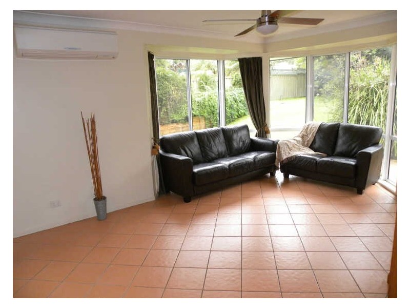 16 Darlingup Road, Wyee NSW 2259