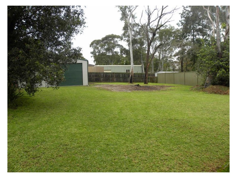 16 Darlingup Road, Wyee NSW 2259