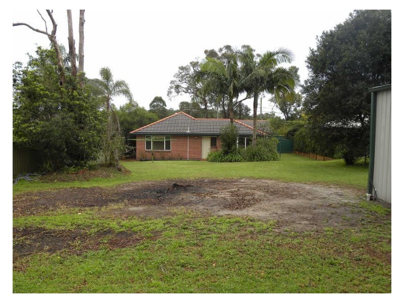 16 Darlingup Road, Wyee NSW 2259