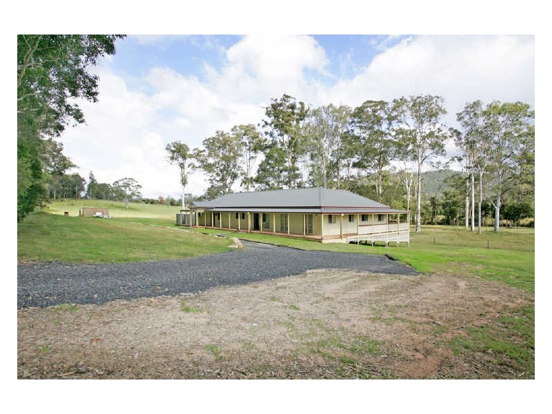 40 Smiths Rd, Jilliby NSW 2259