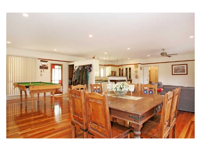 40 Smiths Rd, Jilliby NSW 2259