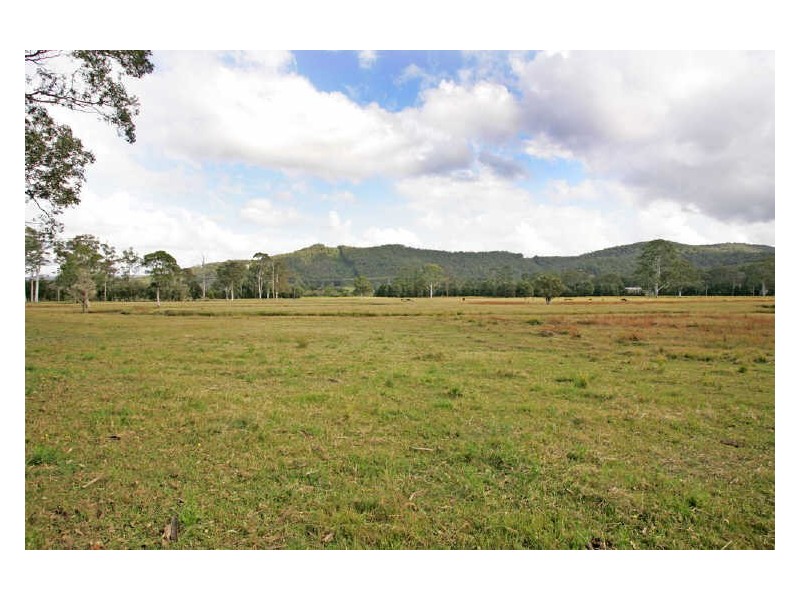 40 Smiths Rd, Jilliby NSW 2259