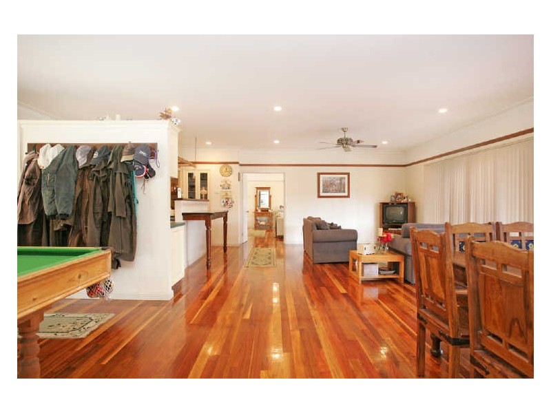 40 Smiths Rd, Jilliby NSW 2259